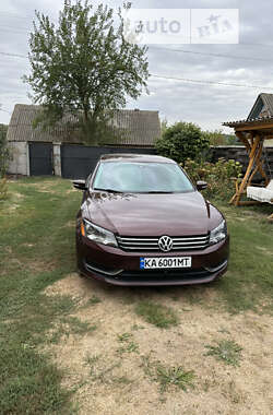 Седан Volkswagen Passat 2013 в Чорнухах