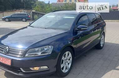 Універсал Volkswagen Passat 2012 в Долині