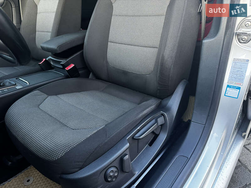 Универсал Volkswagen Passat 2014 в Долине