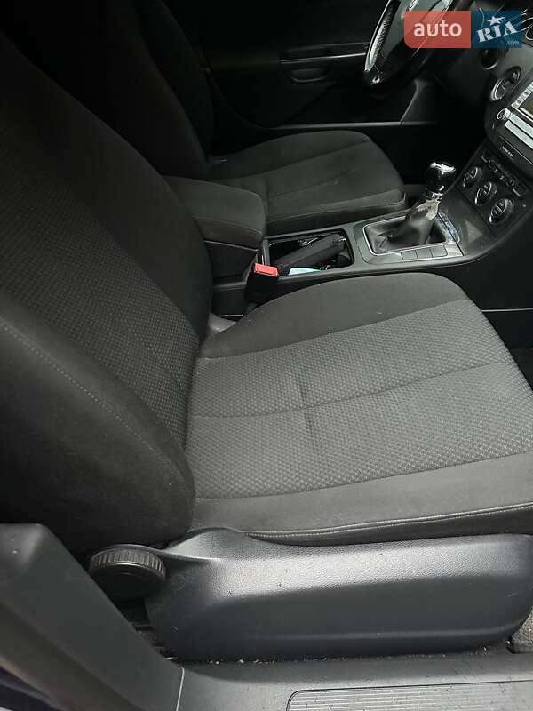 Универсал Volkswagen Passat 2006 в Львове фото 15 Универсал Volkswagen Passat 2006 в Львове