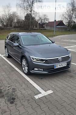 Універсал Volkswagen Passat 2015 в Гусятині