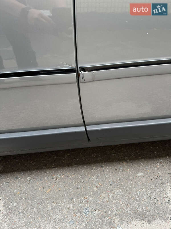 Седан Volkswagen Passat 2004 в Киеве