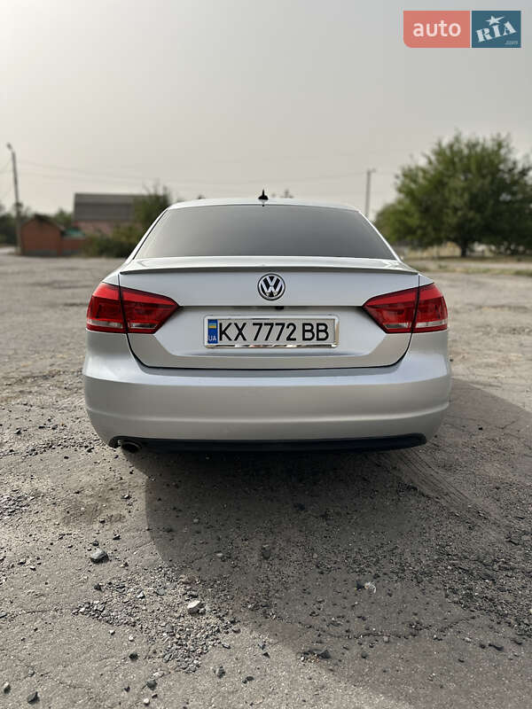 Седан Volkswagen Passat 2014 в Полтаве