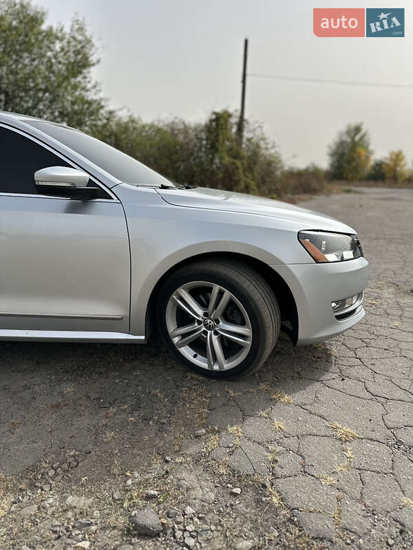 Седан Volkswagen Passat 2014 в Полтаве