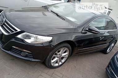 Седан Volkswagen Passat 2011 в Чернівцях