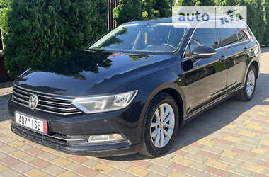 Универсал Volkswagen Passat 2015 в Ужгороде