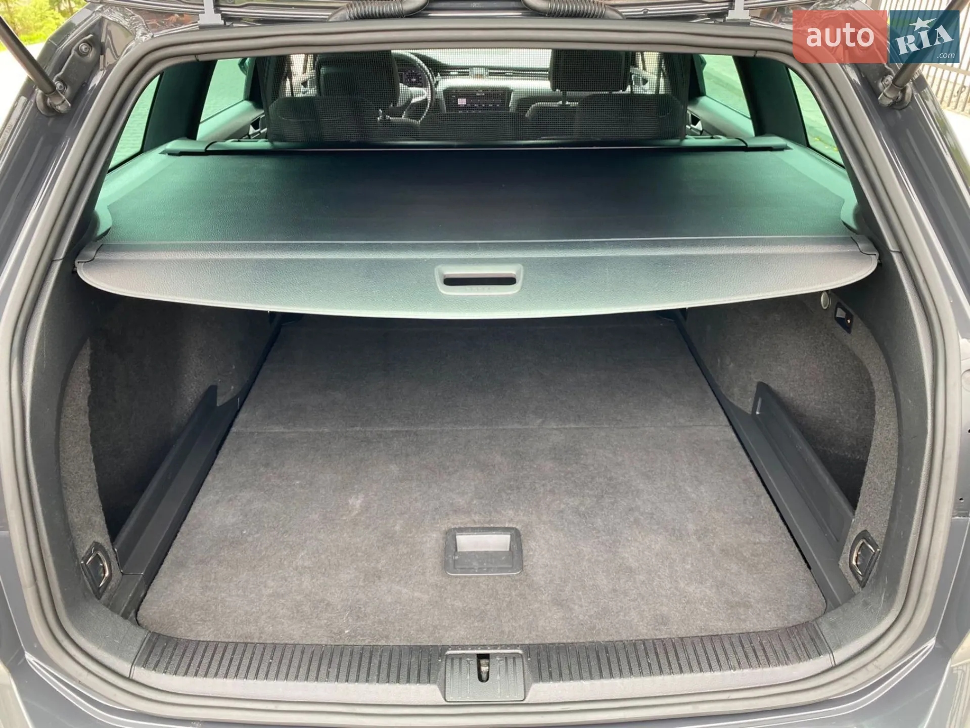 2019 Volkswagen Passat - мініатюра 42