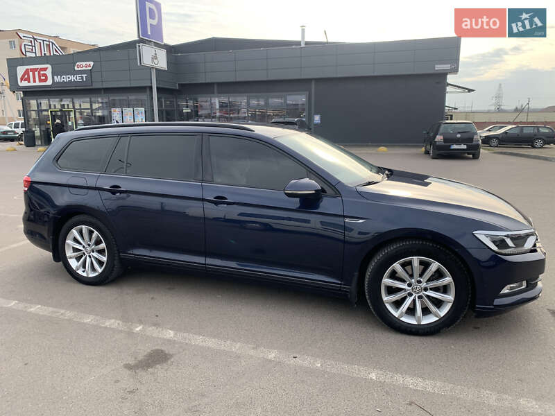 Универсал Volkswagen Passat 2016 в Жовкве