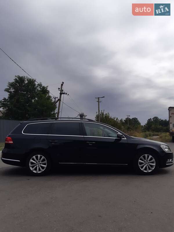 Универсал Volkswagen Passat 2011 в Лохвице фото 7 Универсал Volkswagen Passat 2011 в Лохвице