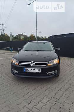 Седан Volkswagen Passat 2014 в Львове