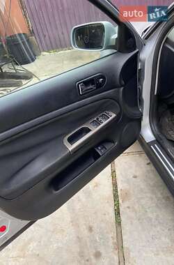 Универсал Volkswagen Passat 2002 в Виноградове
