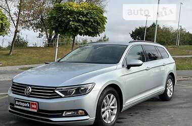 Універсал Volkswagen Passat 2019 в Вінниці