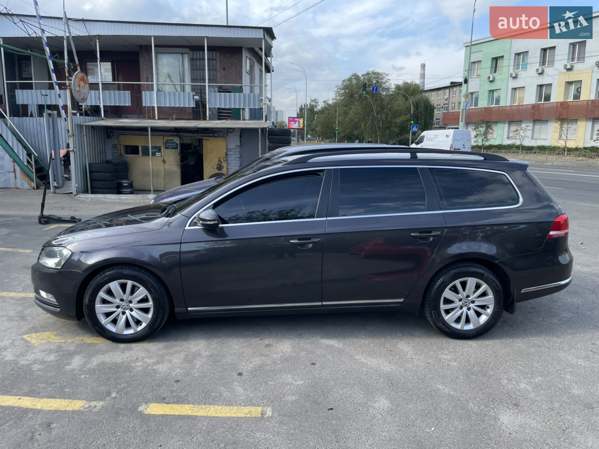 2011 Volkswagen Passat - мініатюра 2