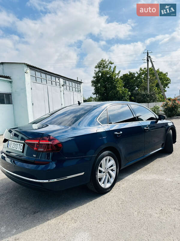 Седан Volkswagen Passat 2018 в Ізмаїлі