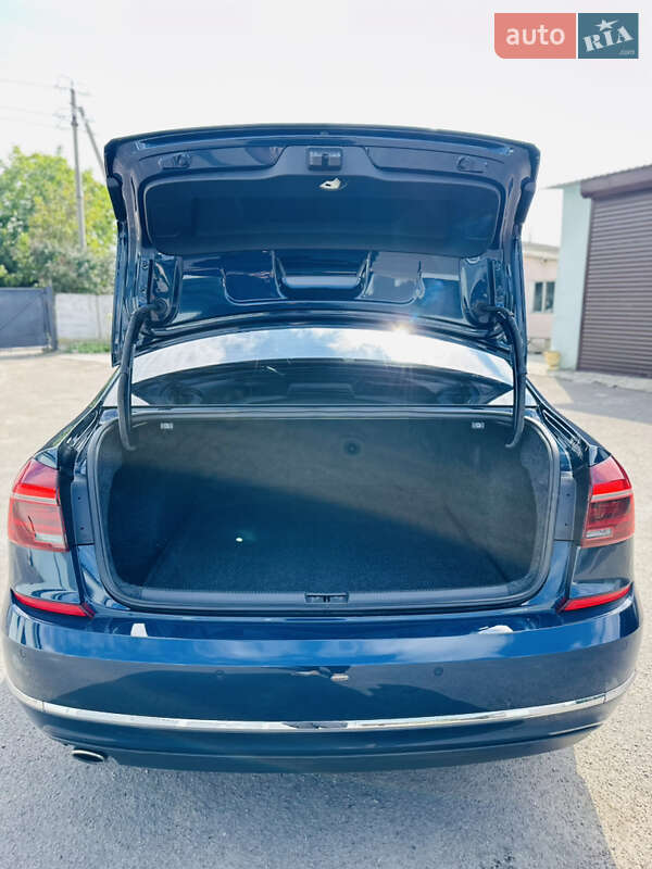 Седан Volkswagen Passat 2018 в Ізмаїлі