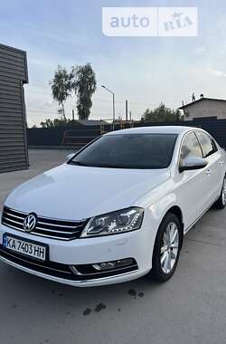 Седан Volkswagen Passat 2012 в Василькові