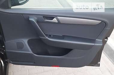 Універсал Volkswagen Passat 2013 в 