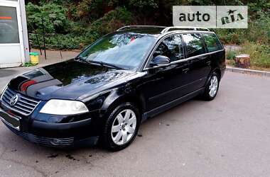 Универсал Volkswagen Passat 2004 в Киеве