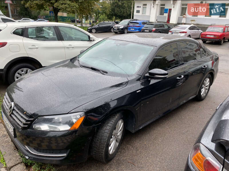Седан Volkswagen Passat 2014 в Киеве