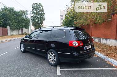 Універсал Volkswagen Passat 2010 в Києві