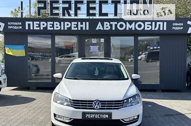 Седан Volkswagen Passat 2012 в Черновцах