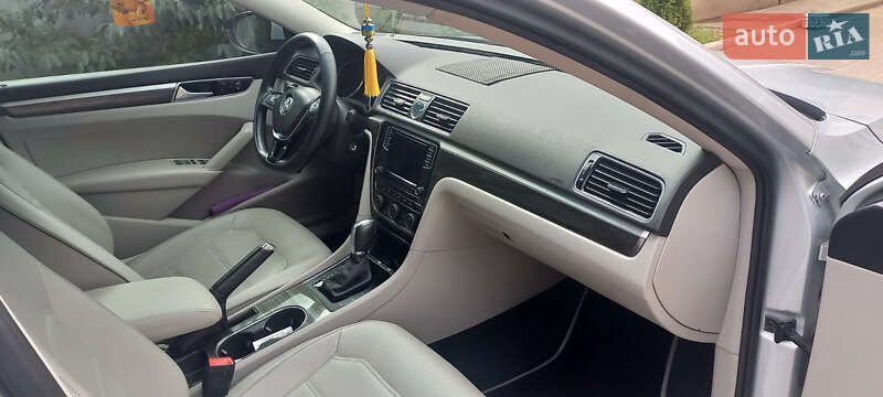 Седан Volkswagen Passat 2016 в Киеве фото 9 Седан Volkswagen Passat 2016 в Киеве