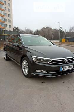 Універсал Volkswagen Passat 2017 в Вінниці