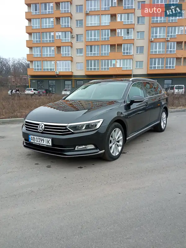 Volkswagen Passat 2017 VIN WVWZZZ3CZJE115885 фото оголошення 4 з 77