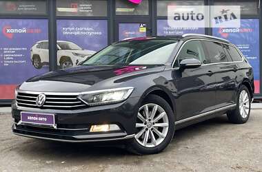 Універсал Volkswagen Passat 2017 в Вінниці