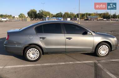 Седан Volkswagen Passat 2007 в 