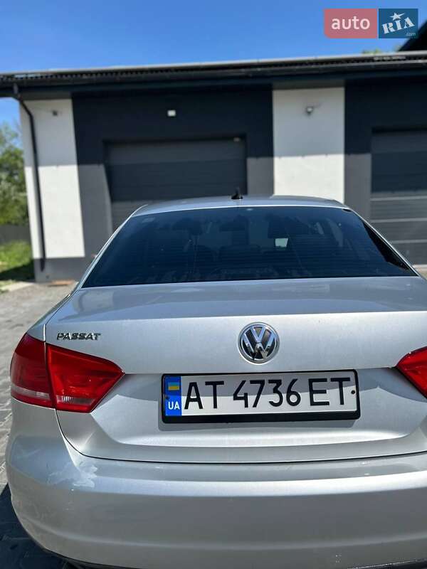 Седан Volkswagen Passat 2015 в Івано-Франківську