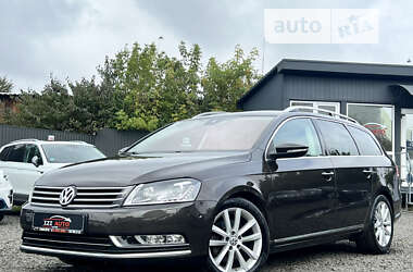 Універсал Volkswagen Passat 2012 в Луцьку