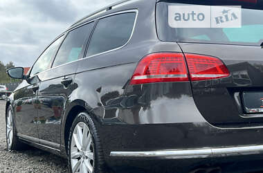 Універсал Volkswagen Passat 2012 в Луцьку