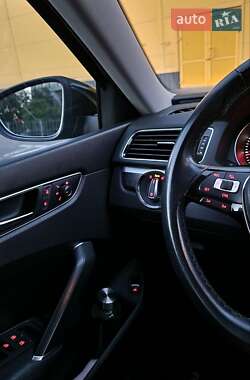 Седан Volkswagen Passat 2016 в 