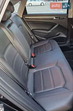 Седан Volkswagen Passat 2016 в 