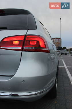 Универсал Volkswagen Passat 2012 в 