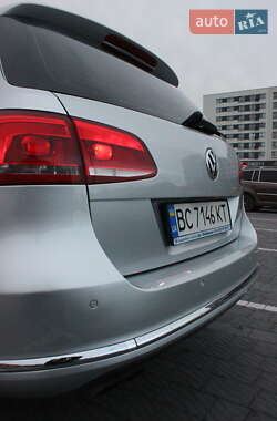 Универсал Volkswagen Passat 2012 в 