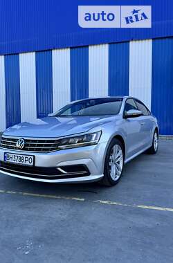 Седан Volkswagen Passat 2018 в Одесі