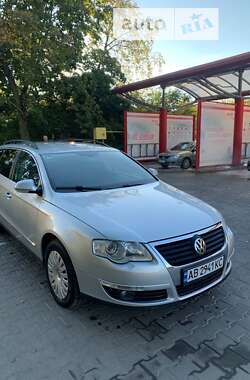 Універсал Volkswagen Passat 2006 в Ладижині