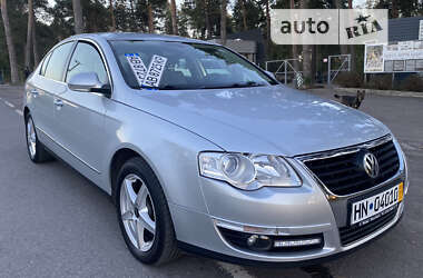 Седан Volkswagen Passat 2005 в Виннице