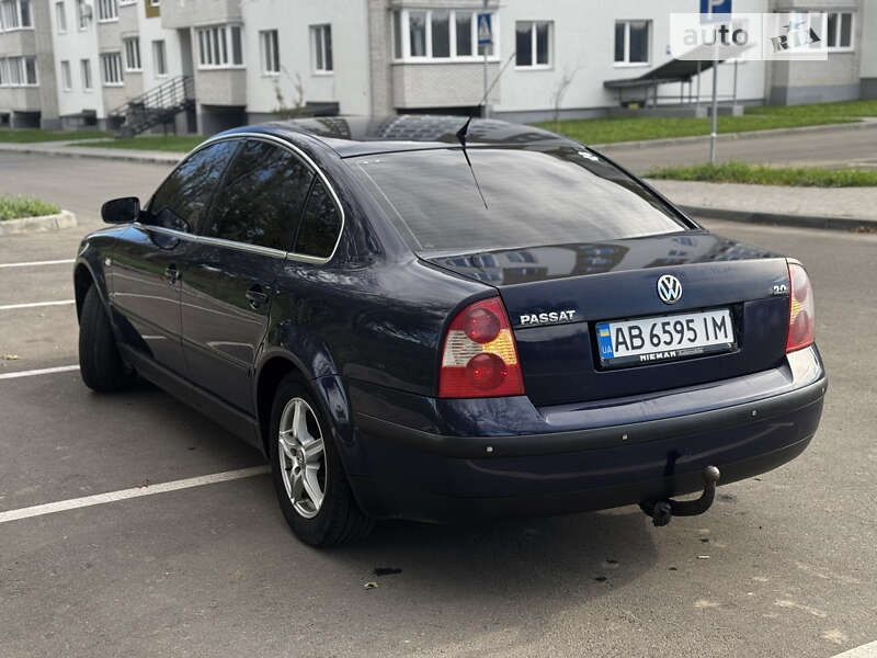 Седан Volkswagen Passat 2001 в Литине