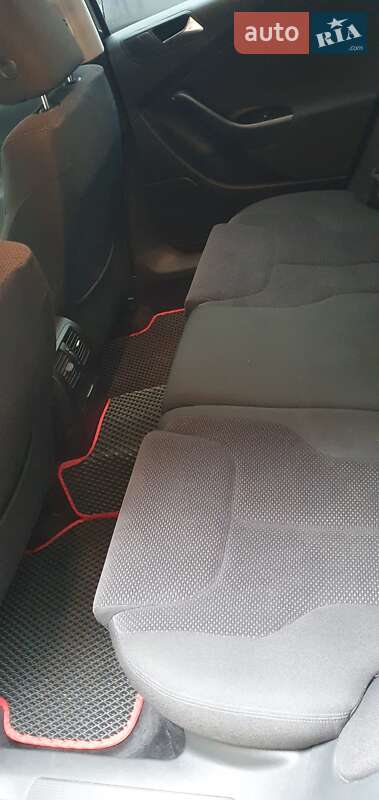 Універсал Volkswagen Passat 2009 в Харкові