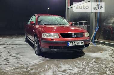 Седан Volkswagen Passat 2000 в Долині