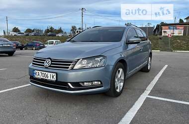 Універсал Volkswagen Passat 2013 в Вінниці