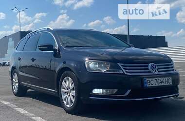 Універсал Volkswagen Passat 2014 в Львові