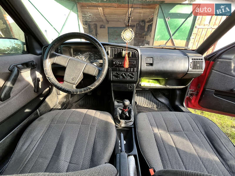 Седан Volkswagen Passat 1988 в Тетиеве