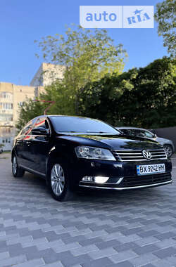 Седан Volkswagen Passat 2014 в Житомире