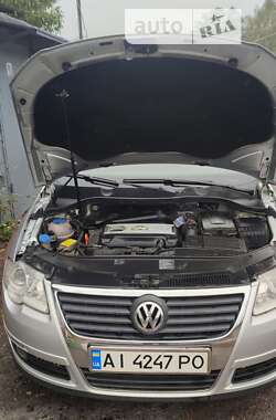 Універсал Volkswagen Passat 2008 в 