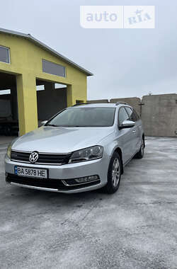 Универсал Volkswagen Passat 2012 в Гайвороне