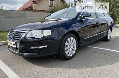 Универсал Volkswagen Passat 2009 в Киеве